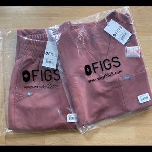 FIGS Women’s Mauve Jogger Pants & Scrub Top Small